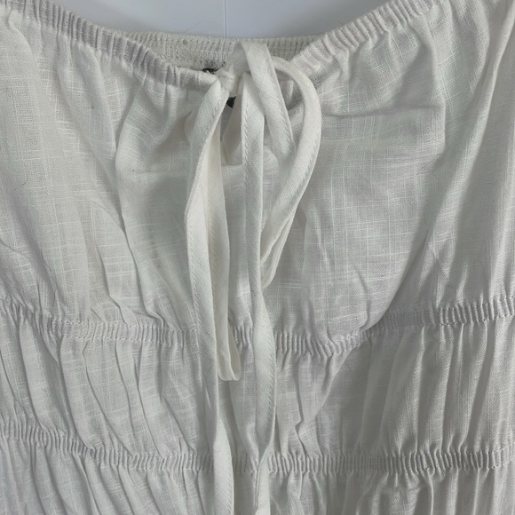 White short sleeve peasant style dress - Picture 4 of 9